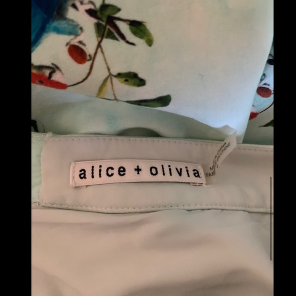 Alice + Olivia watercolor parrot print skirt (with pockets) - Picture 5 of 9